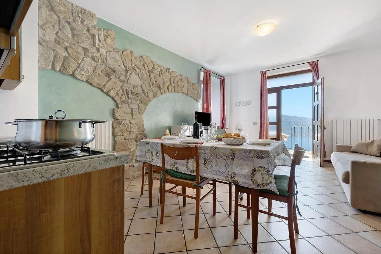 Daire Rustico Spagnol 3 Tignale